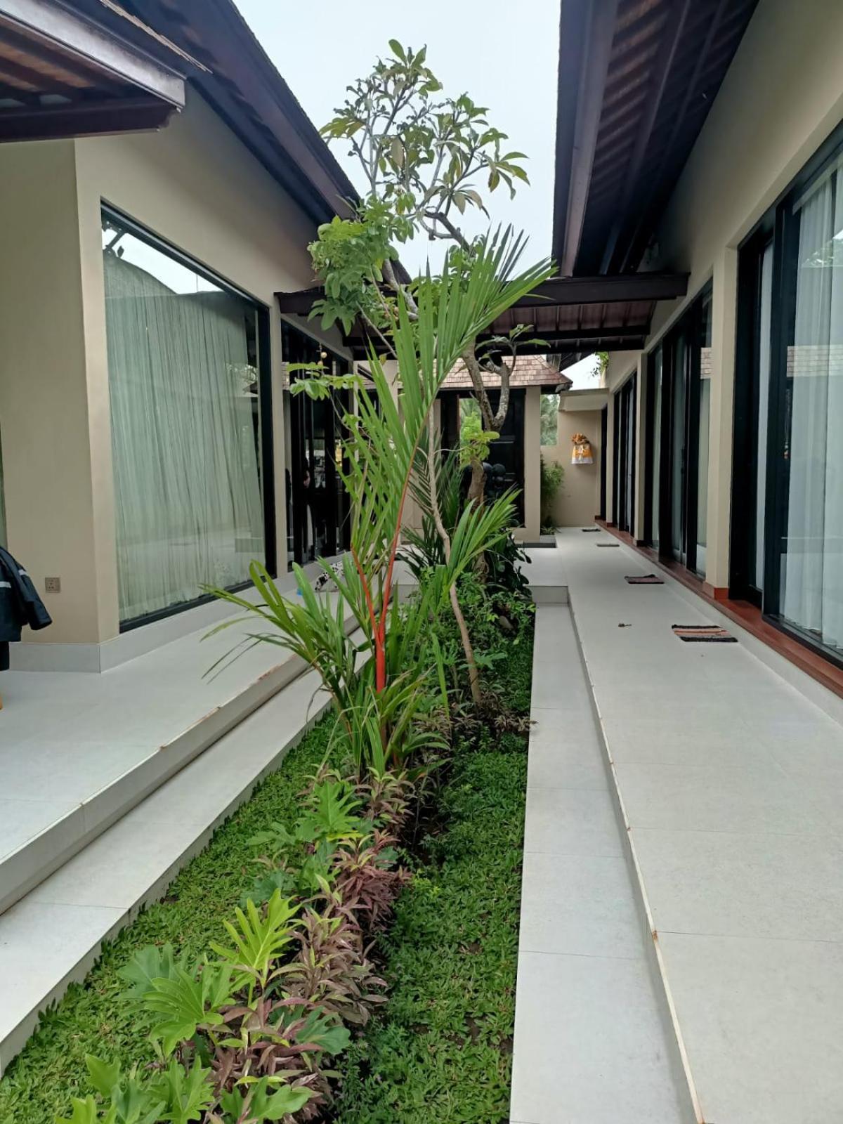 Adi Laxmi Villa Ubud Exterior photo