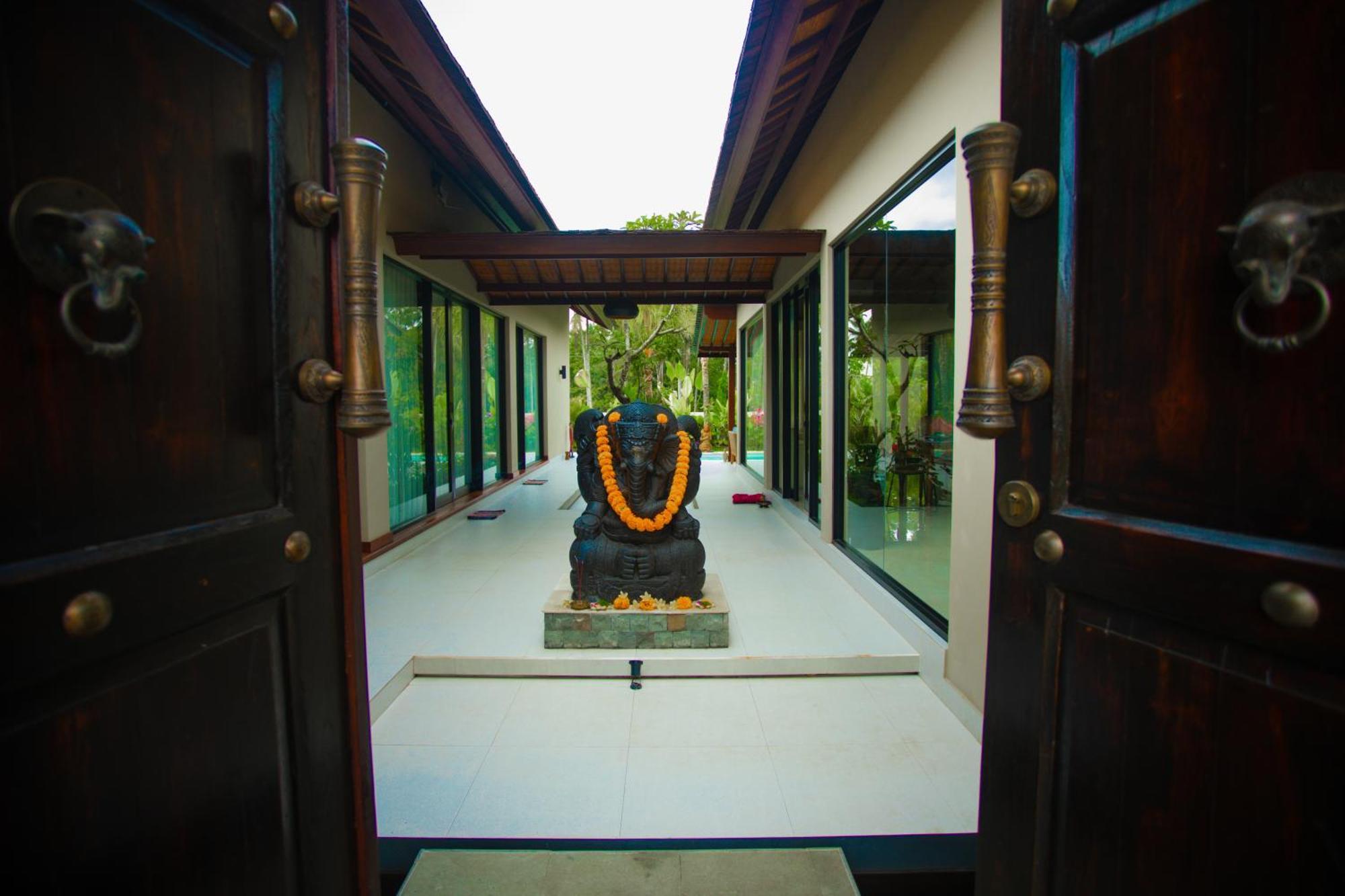 Adi Laxmi Villa Ubud Exterior photo