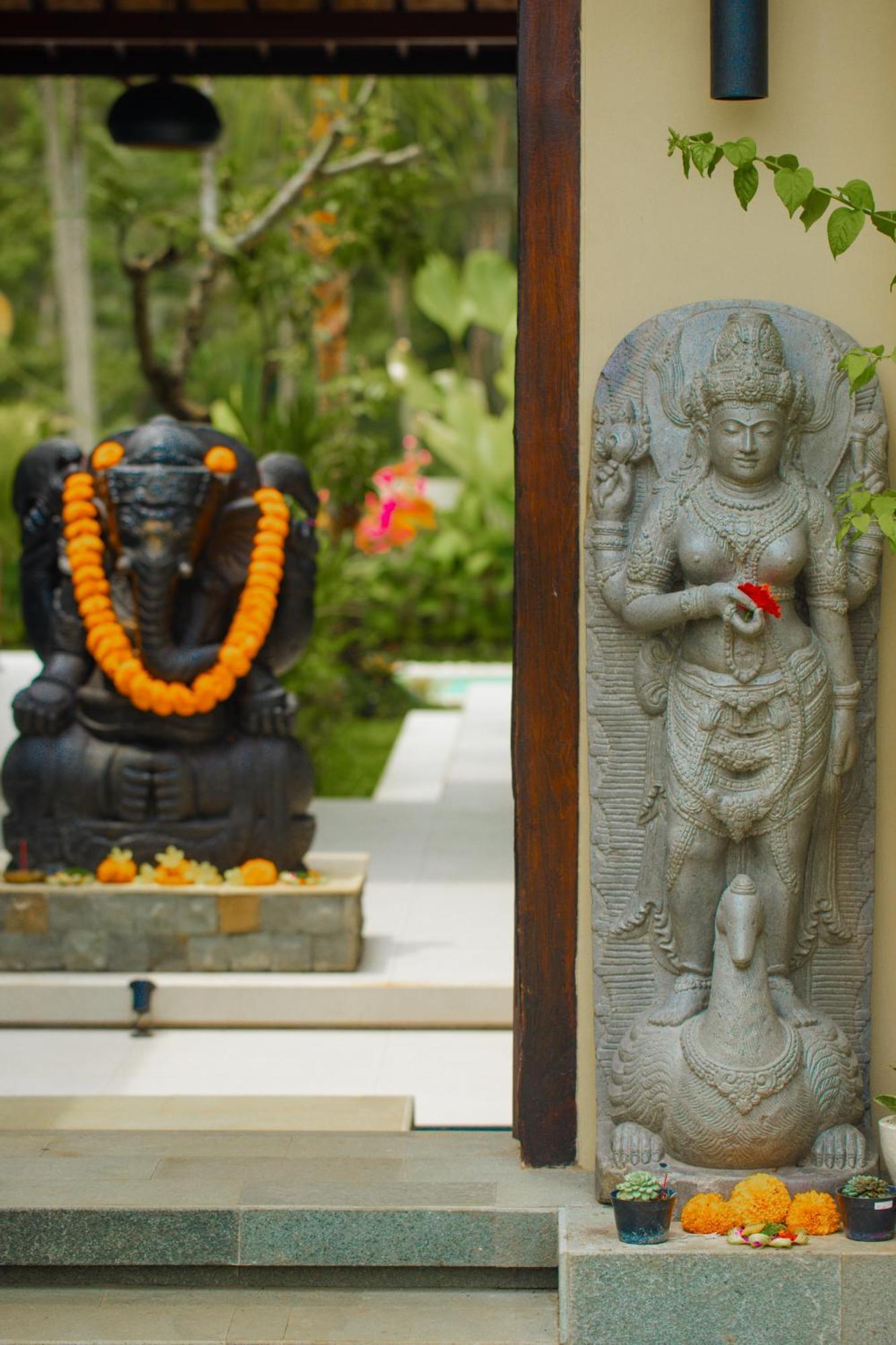 Adi Laxmi Villa Ubud Exterior photo